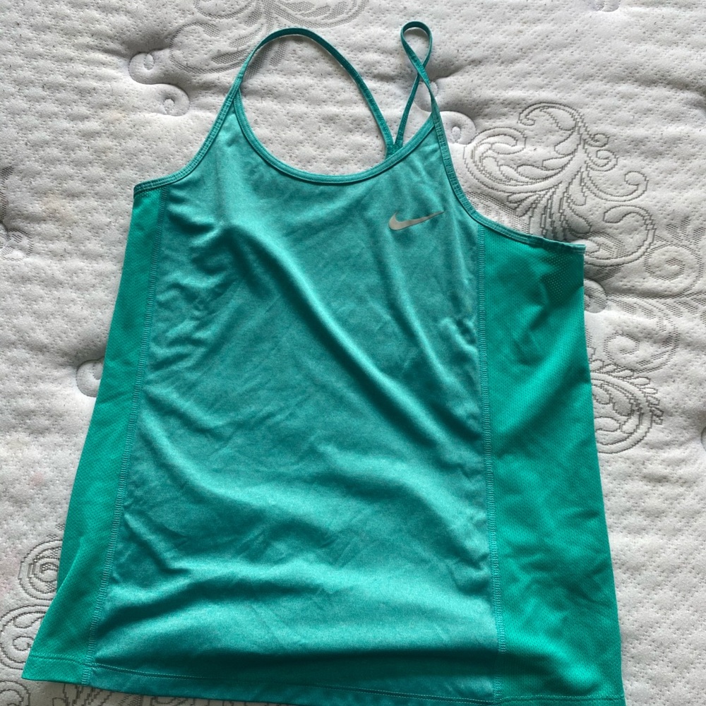 Nike tank!